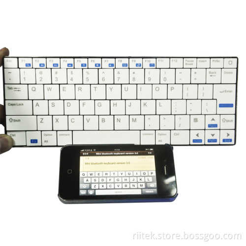 Rii Mini Ultra-Thin Bluetooth V3.0 Wireless Keyboard for iPad (Spanish, German, French, Danish. Russian Layout)